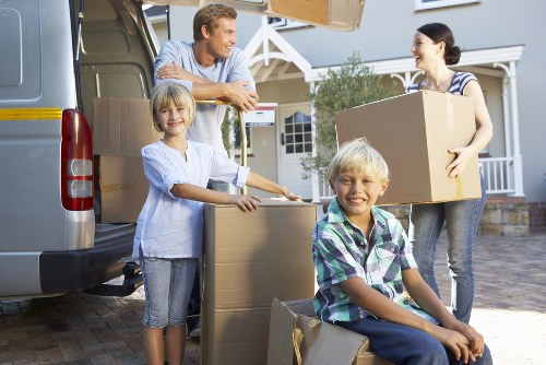 Efficient moving service handling a local Hounslow move